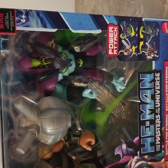 He-Man and Skeletor - Picture 2 of 8